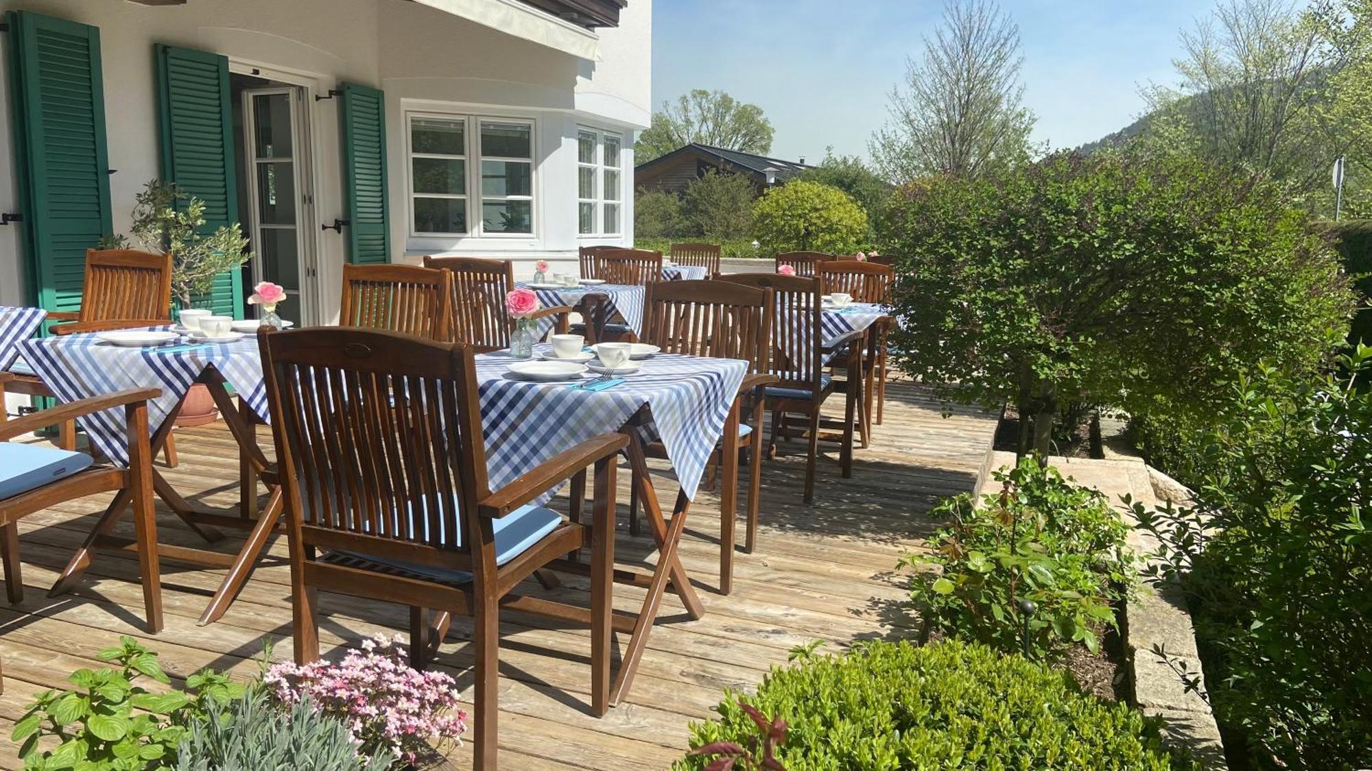 Landhaus Marinella Hotel Garni Bad Wiessee Exterior foto
